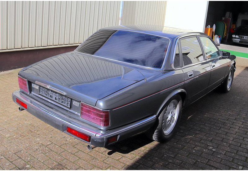 Jaguar XJ-12 - Sedans: foto 4 Jaguar XJ-12 - Sedans: foto 4