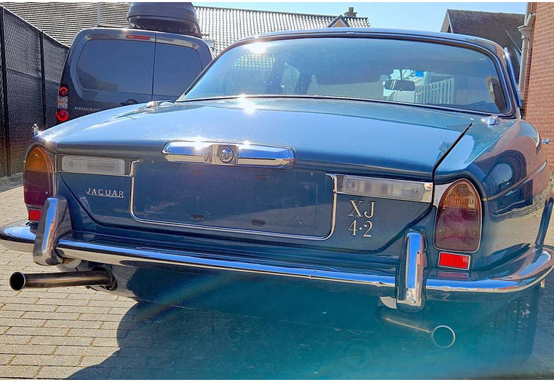 Jaguar XJ 4.2 Manual 4-Speed Overdrive - Sedans: foto 5 Jaguar XJ 4.2 Manual 4-Speed Overdrive - Sedans: foto 5