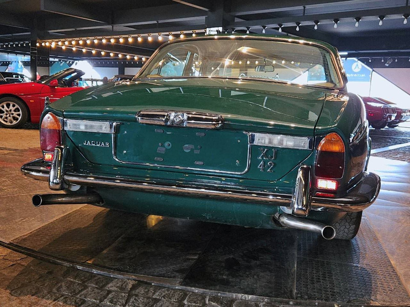 Jaguar XJ (series II) 4.2 Automatic - Sedans: foto 5 Jaguar XJ (series II) 4.2 Automatic - Sedans: foto 5