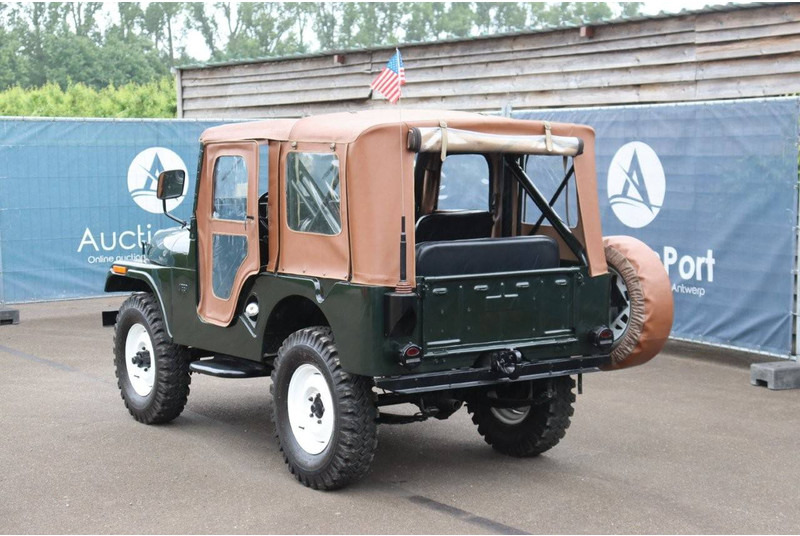Jeep CJ-5 - Sedans: foto 4 Jeep CJ-5 - Sedans: foto 4