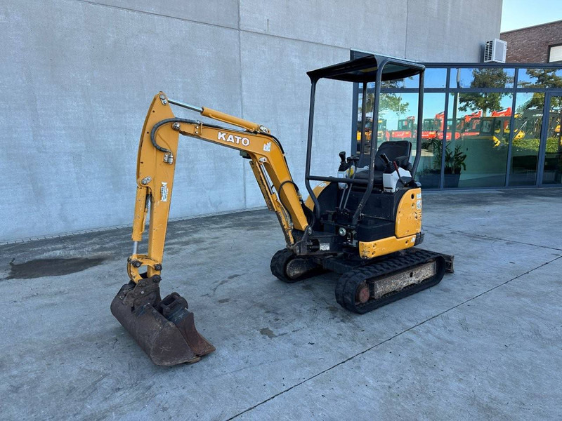 Kato 17VXE - Mini-ekskavators: foto 1 Kato 17VXE - Mini-ekskavators: foto 1