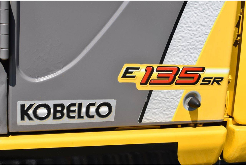 Kobelco E135SR - Kāpurķēžu ekskavators: foto 5 Kobelco E135SR - Kāpurķēžu ekskavators: foto 5