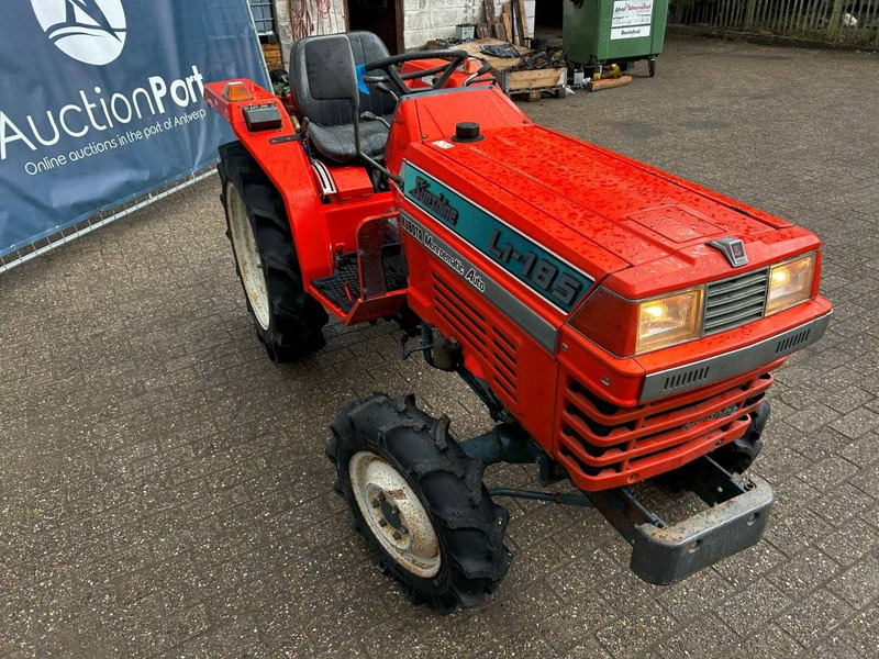 Kubota B1-14D - Traktors: foto 5 Kubota B1-14D - Traktors: foto 5