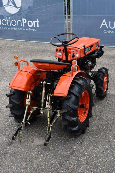 Kubota B5000 - Traktors: foto 4 Kubota B5000 - Traktors: foto 4