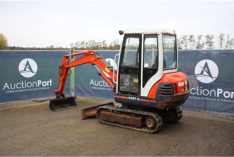Kubota KX61-2 - Kāpurķēžu ekskavators: foto 3 Kubota KX61-2 - Kāpurķēžu ekskavators: foto 3