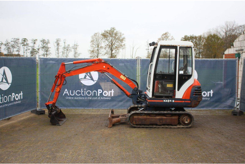 Kubota KX61-2 - Kāpurķēžu ekskavators: foto 2 Kubota KX61-2 - Kāpurķēžu ekskavators: foto 2