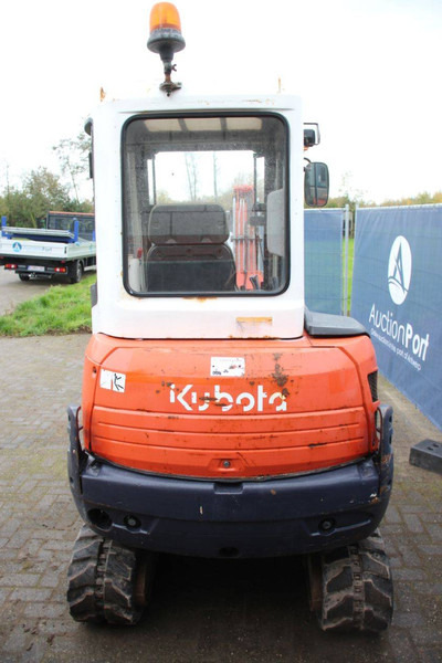 Kubota KX61-3 - Kāpurķēžu ekskavators: foto 4 Kubota KX61-3 - Kāpurķēžu ekskavators: foto 4