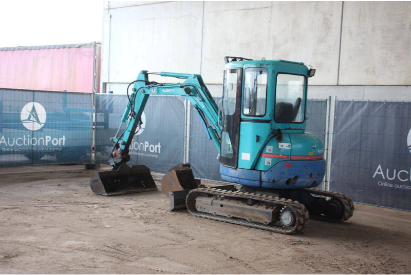 Kubota U-35 - Kāpurķēžu ekskavators: foto 3 Kubota U-35 - Kāpurķēžu ekskavators: foto 3