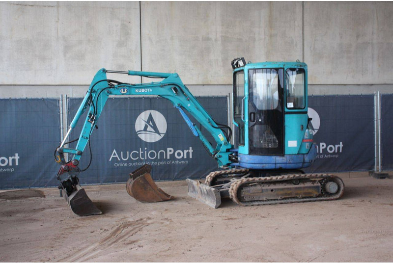 Kubota U-35 - Kāpurķēžu ekskavators: foto 1 Kubota U-35 - Kāpurķēžu ekskavators: foto 1