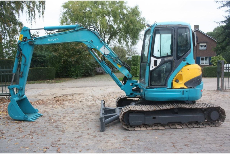 Kubota U50-3S - Kāpurķēžu ekskavators: foto 1 Kubota U50-3S - Kāpurķēžu ekskavators: foto 1