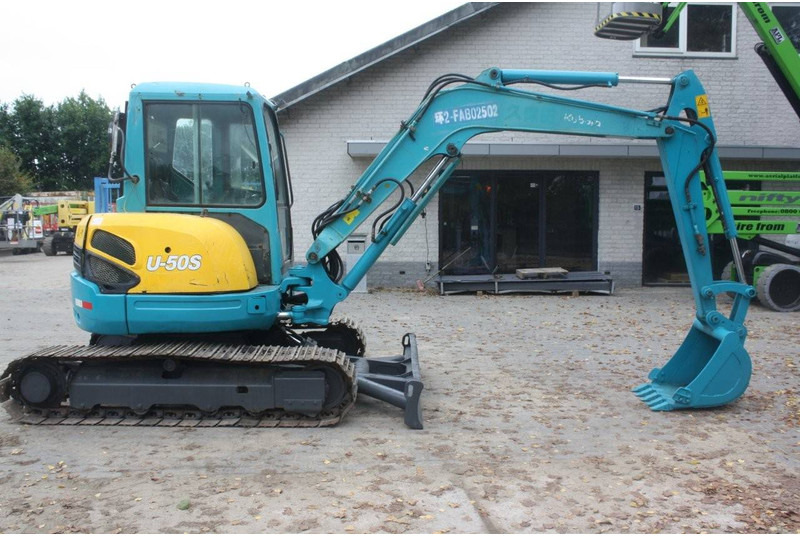 Kubota U50-3S - Kāpurķēžu ekskavators: foto 4 Kubota U50-3S - Kāpurķēžu ekskavators: foto 4