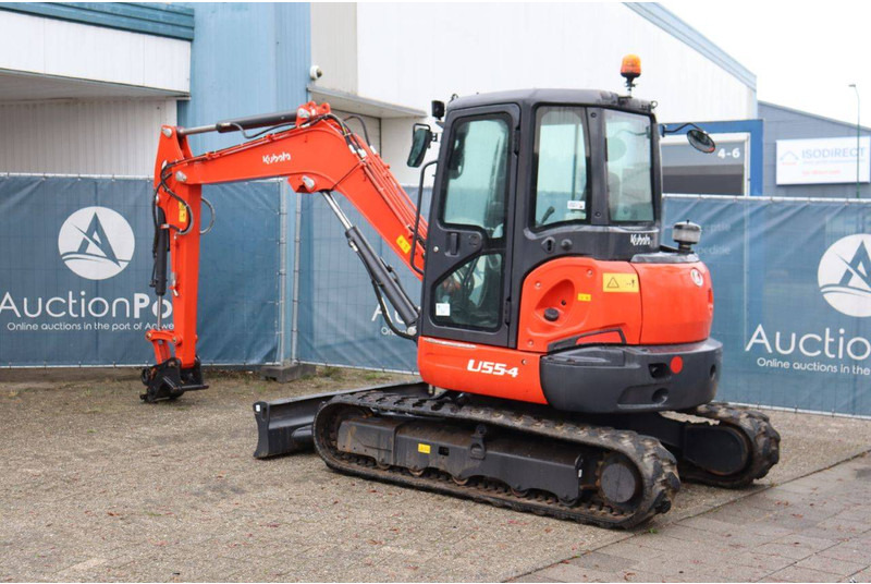 Kubota U55-4 - Kāpurķēžu ekskavators: foto 3 Kubota U55-4 - Kāpurķēžu ekskavators: foto 3