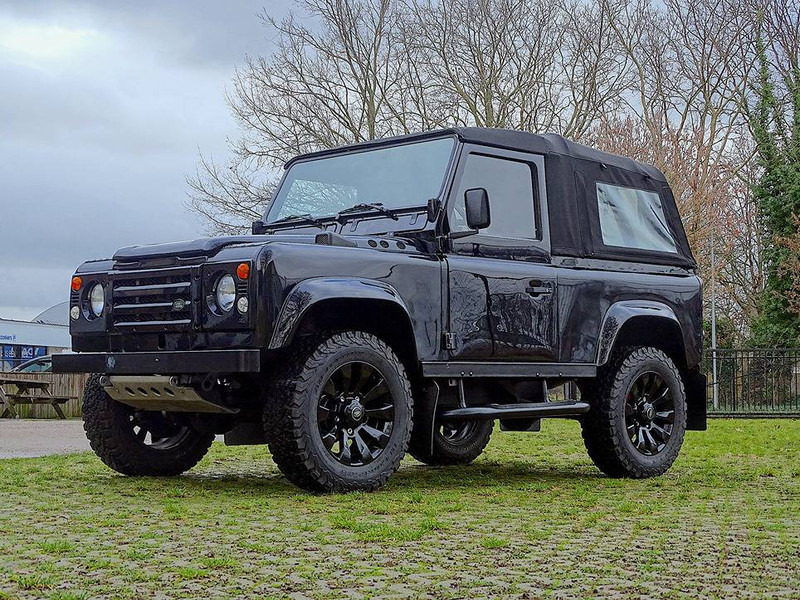 Land Rover 'Ninety' Convertible _ V8 - Sedans: foto 1 Land Rover 'Ninety' Convertible _ V8 - Sedans: foto 1