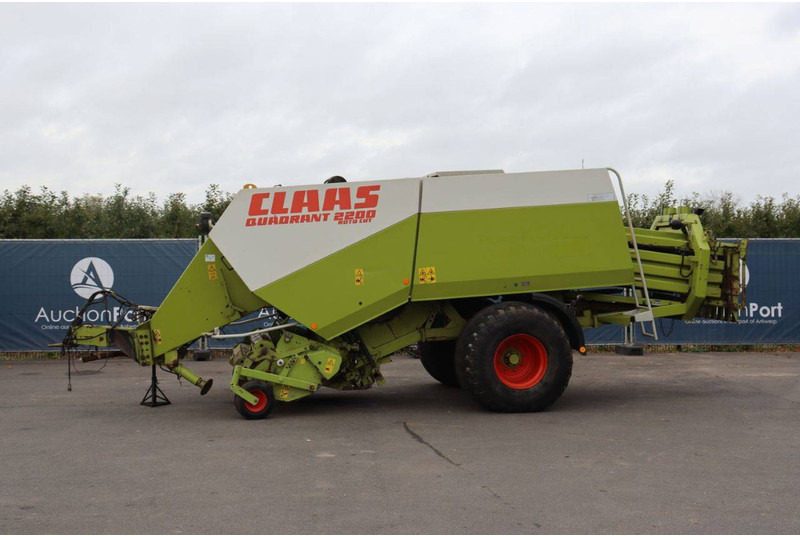 Claas Quadrant 2200 - Lauksaimniecības tehnika: foto 3 Claas Quadrant 2200 - Lauksaimniecības tehnika: foto 3