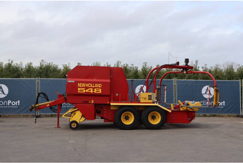 New Holland 548 - Lauksaimniecības tehnika: foto 2 New Holland 548 - Lauksaimniecības tehnika: foto 2