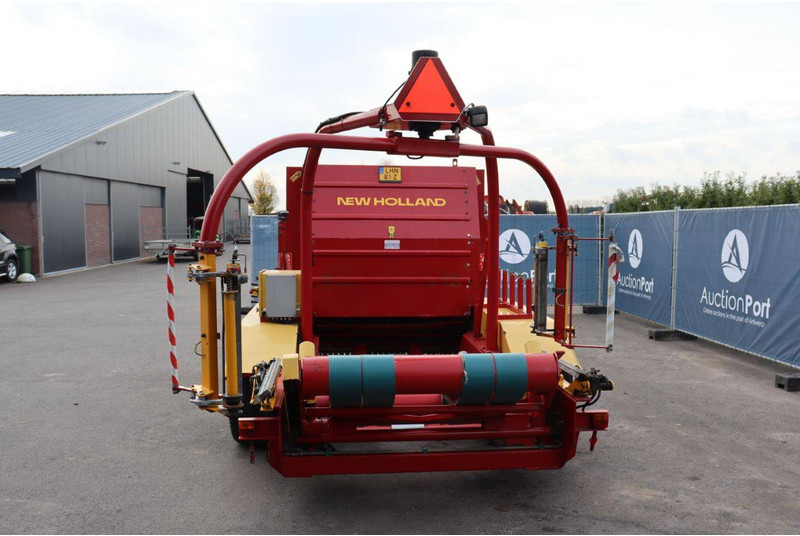 New Holland 548 - Lauksaimniecības tehnika: foto 5 New Holland 548 - Lauksaimniecības tehnika: foto 5