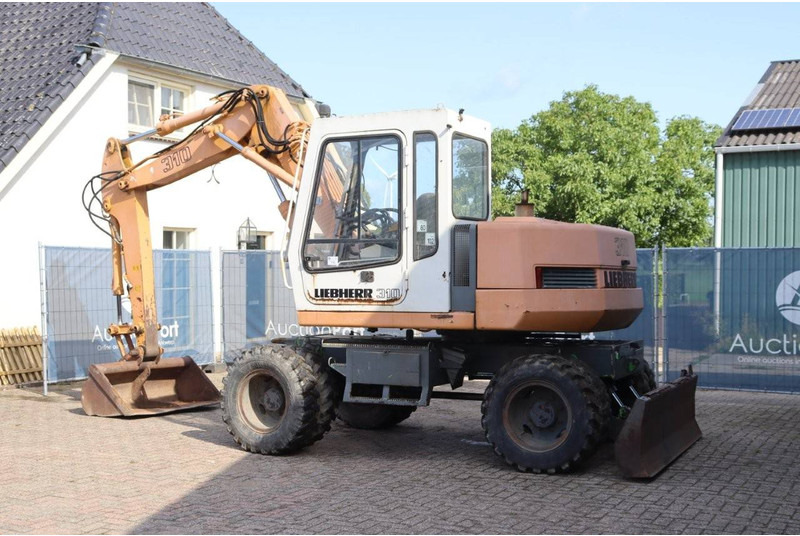 Liebherr A 310 - Riteņu ekskavators: foto 3 Liebherr A 310 - Riteņu ekskavators: foto 3