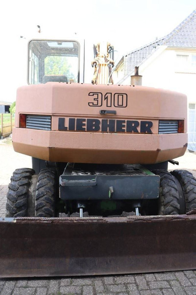 Liebherr A 310 - Riteņu ekskavators: foto 5 Liebherr A 310 - Riteņu ekskavators: foto 5