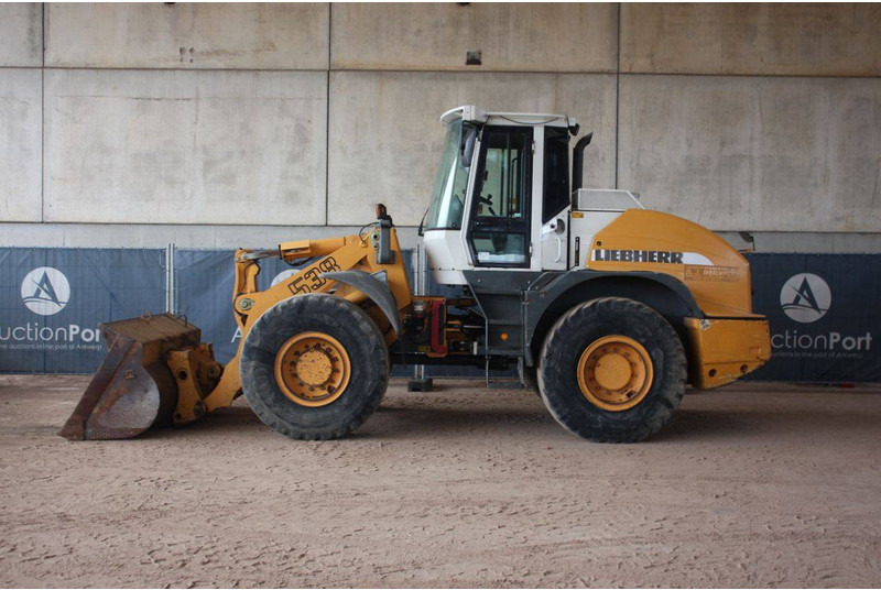 Liebherr L538 - Riteņu iekrāvējs: foto 2 Liebherr L538 - Riteņu iekrāvējs: foto 2