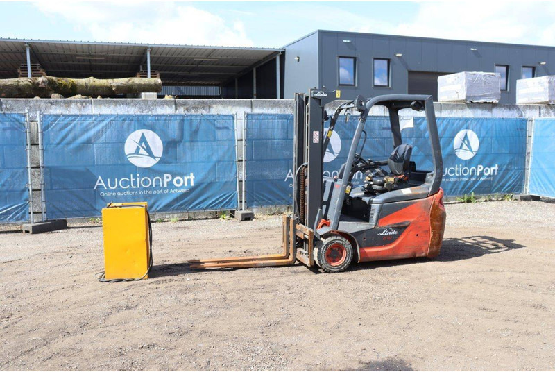 Linde E16C - Elektroiekrāvējs: foto 1 Linde E16C - Elektroiekrāvējs: foto 1