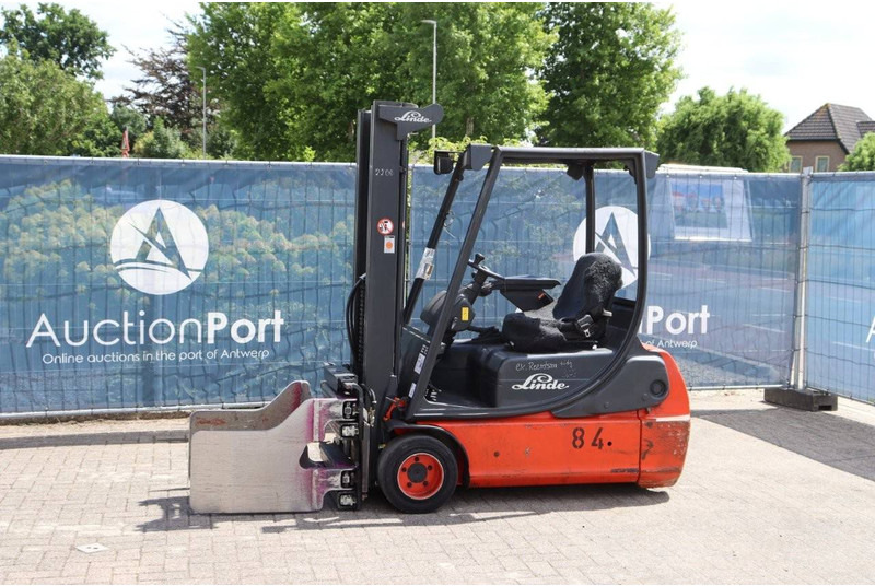 Linde E18C-02 - Elektroiekrāvējs: foto 1 Linde E18C-02 - Elektroiekrāvējs: foto 1