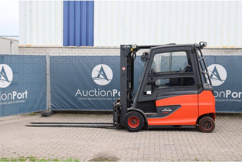 Linde E30HL-01/600 - Elektroiekrāvējs: foto 2 Linde E30HL-01/600 - Elektroiekrāvējs: foto 2