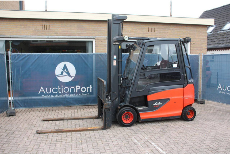 Linde E30HL-01/600 - Elektroiekrāvējs: foto 1 Linde E30HL-01/600 - Elektroiekrāvējs: foto 1