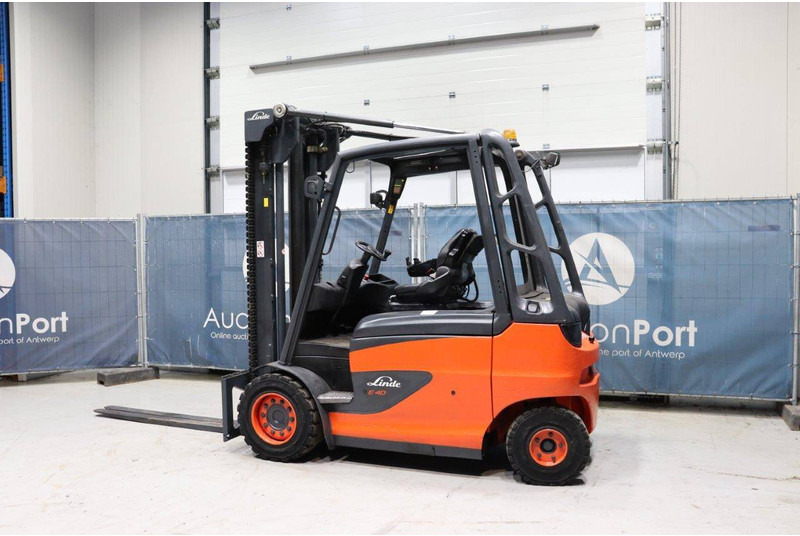 Linde E40H-01/600 - Elektroiekrāvējs: foto 3 Linde E40H-01/600 - Elektroiekrāvējs: foto 3