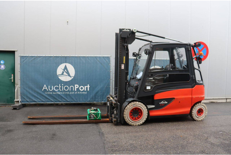 Linde E50HL-01 - Elektroiekrāvējs: foto 1 Linde E50HL-01 - Elektroiekrāvējs: foto 1