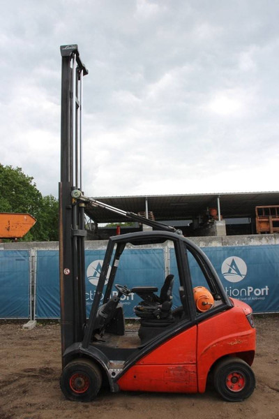 Linde H25T - Bezceļu autokrāvējs: foto 4 Linde H25T - Bezceļu autokrāvējs: foto 4
