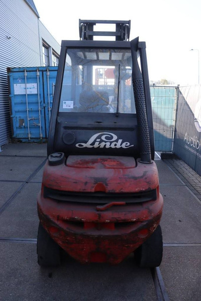 Linde H30D-02 - Dīzeļiekrāvējs: foto 4 Linde H30D-02 - Dīzeļiekrāvējs: foto 4