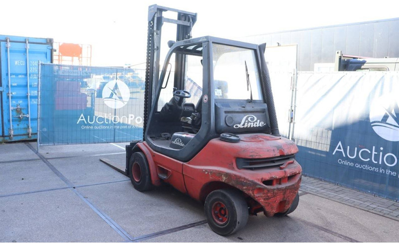 Linde H30D-02 - Dīzeļiekrāvējs: foto 3 Linde H30D-02 - Dīzeļiekrāvējs: foto 3