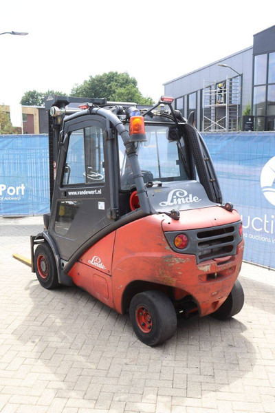 Linde H30T - Dīzeļiekrāvējs: foto 4 Linde H30T - Dīzeļiekrāvējs: foto 4