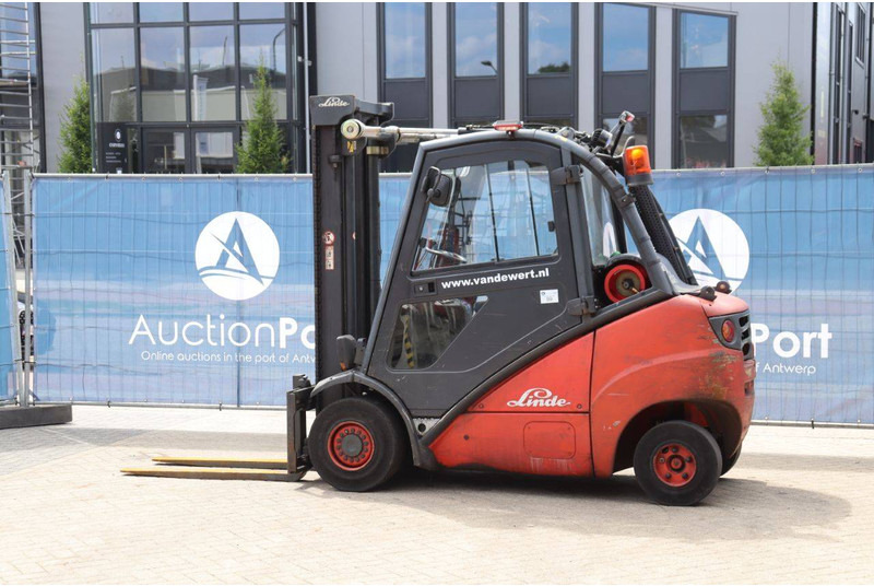Linde H30T - Dīzeļiekrāvējs: foto 3 Linde H30T - Dīzeļiekrāvējs: foto 3