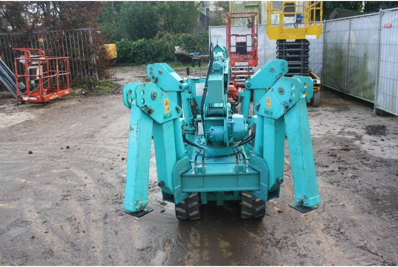 Kāpurķēžu celtnis Maeda 205: foto 7