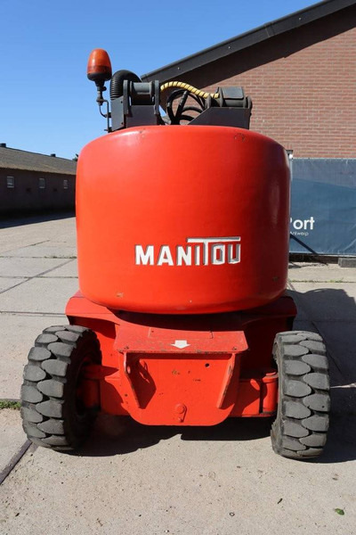 Manitou 150 AET - Teleskopiskais pacēlājs: foto 4 Manitou 150 AET - Teleskopiskais pacēlājs: foto 4