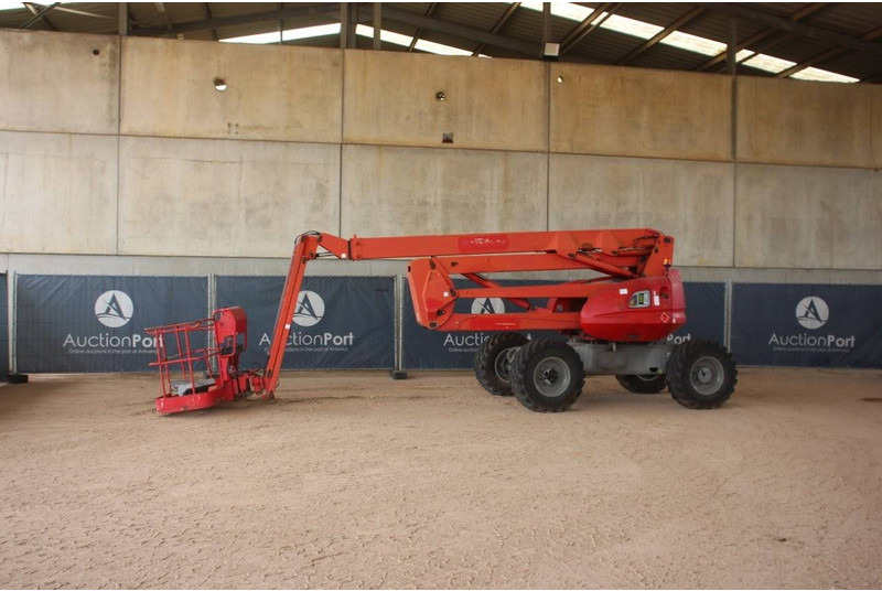 Manitou 200 ATJ - Izlices pacēlājs: foto 1 Manitou 200 ATJ - Izlices pacēlājs: foto 1