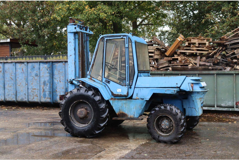 Manitou M430CP - Bezceļu autokrāvējs: foto 3 Manitou M430CP - Bezceļu autokrāvējs: foto 3