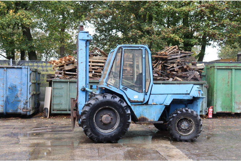 Manitou M430CP - Bezceļu autokrāvējs: foto 1 Manitou M430CP - Bezceļu autokrāvējs: foto 1