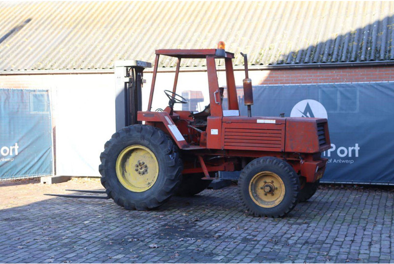 Manitou MB25C - Bezceļu autokrāvējs: foto 3 Manitou MB25C - Bezceļu autokrāvējs: foto 3