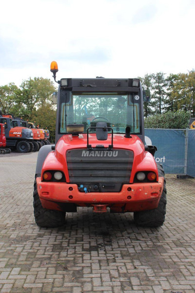Manitou MLA 628 T - Teleskopiskais iekrāvējs: foto 4 Manitou MLA 628 T - Teleskopiskais iekrāvējs: foto 4