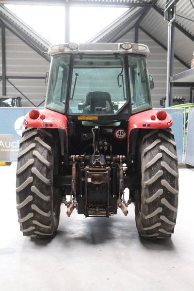 Massey Ferguson MF5445/4WD - Traktors: foto 5 Massey Ferguson MF5445/4WD - Traktors: foto 5