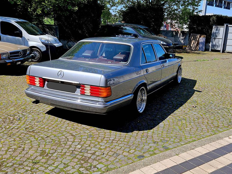 Mercedes-Benz 300-serie 300 SE Lowrider - Vieglā automašīna: foto 3 Mercedes-Benz 300-serie 300 SE Lowrider - Vieglā automašīna: foto 3