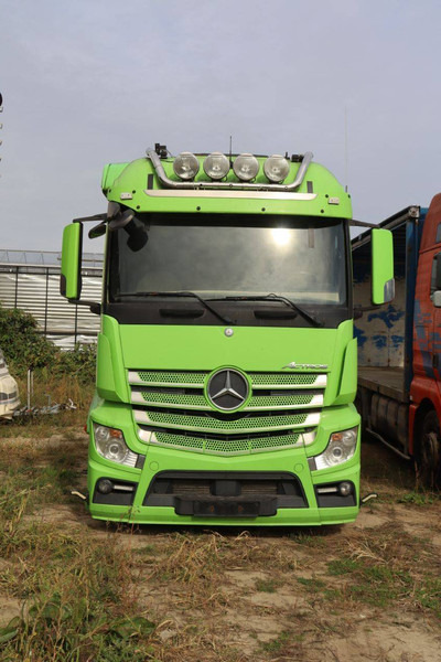 Mercedes-Benz Actros 2551 - Bortu kravas automašīna/ Platforma: foto 5 Mercedes-Benz Actros 2551 - Bortu kravas automašīna/ Platforma: foto 5