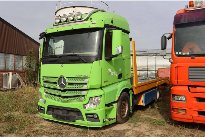 Mercedes-Benz Actros 2551 - Bortu kravas automašīna/ Platforma: foto 1 Mercedes-Benz Actros 2551 - Bortu kravas automašīna/ Platforma: foto 1
