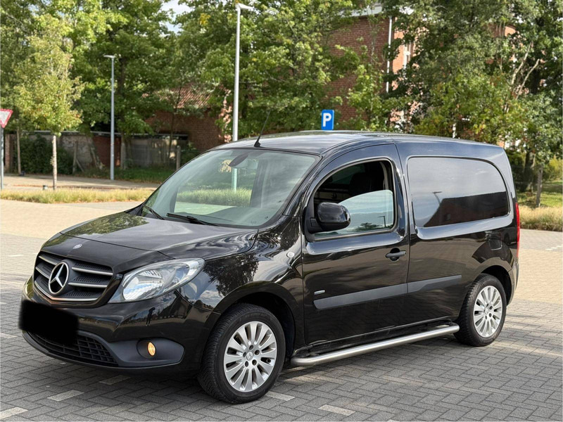 Mercedes-Benz Citan 111 CDI - Sedans: foto 1 Mercedes-Benz Citan 111 CDI - Sedans: foto 1