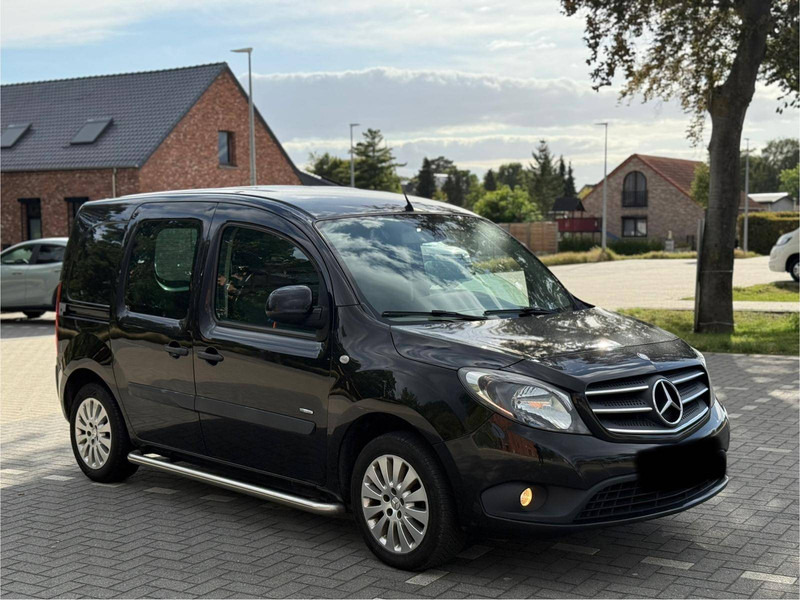 Mercedes-Benz Citan 111 CDI - Sedans: foto 4 Mercedes-Benz Citan 111 CDI - Sedans: foto 4