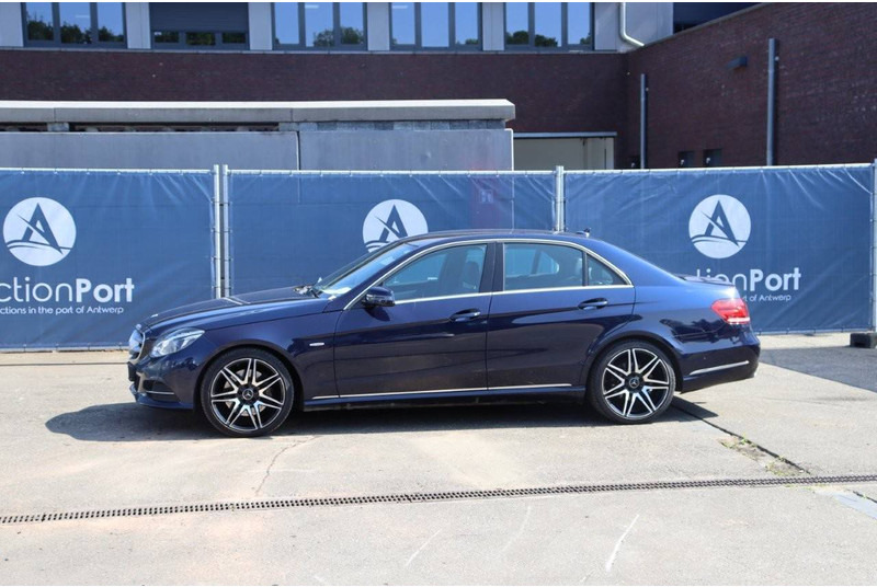 Mercedes-Benz E-Klasse Avantgarde - Sedans: foto 1 Mercedes-Benz E-Klasse Avantgarde - Sedans: foto 1