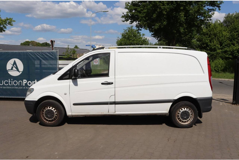 Mercedes-Benz Vito CDI 109 - Kravas mikroautobuss: foto 2 Mercedes-Benz Vito CDI 109 - Kravas mikroautobuss: foto 2