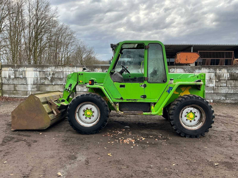 Merlo P33.7 EVT - Teleskopiskais iekrāvējs: foto 2 Merlo P33.7 EVT - Teleskopiskais iekrāvējs: foto 2